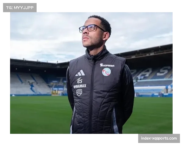 切尔西官宣新帅罗塞尼尔，本轮联赛将现场观战